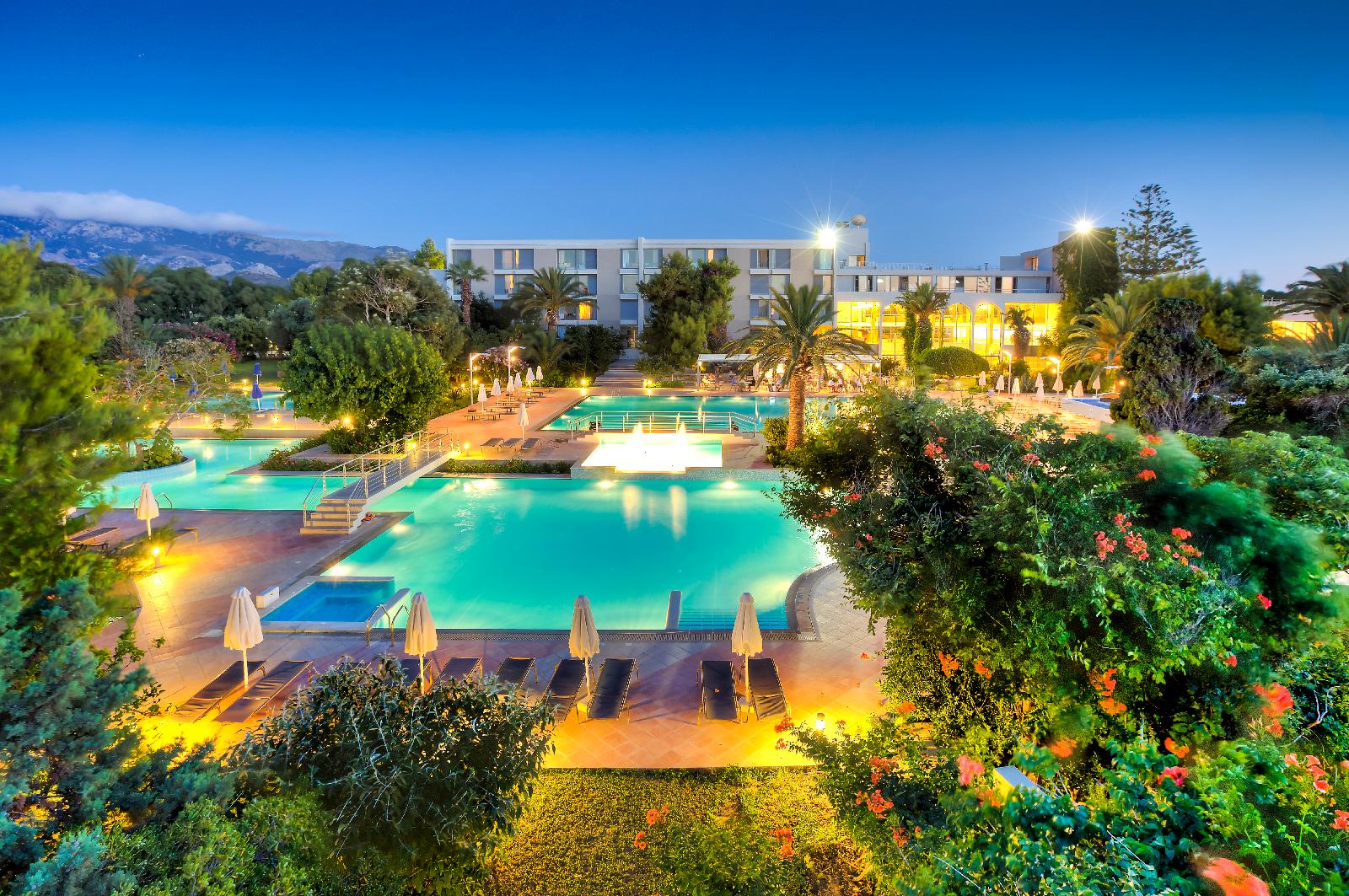 Caravia Beach Hotel & Bungalows