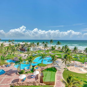 Hotel Crowne Plaza Resort Salalah By Ihg cazare Salalah