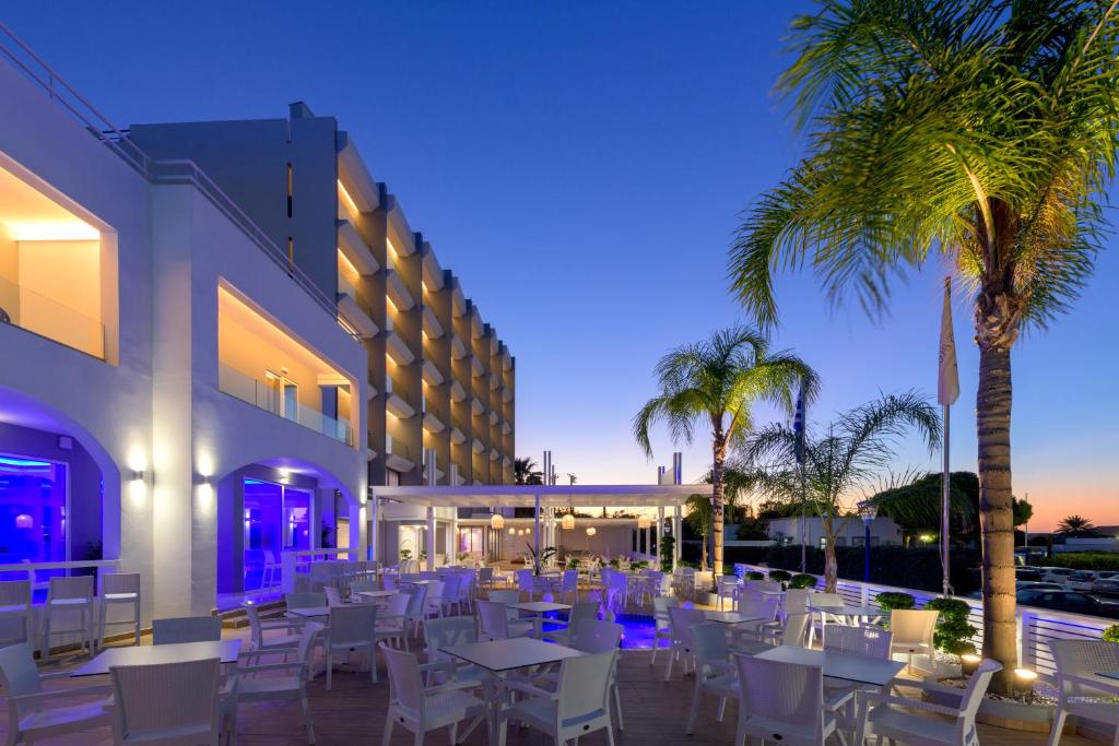 Oceanis Park Hotel