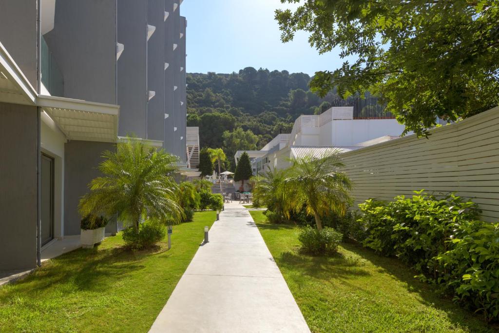 Oceanis Park Hotel