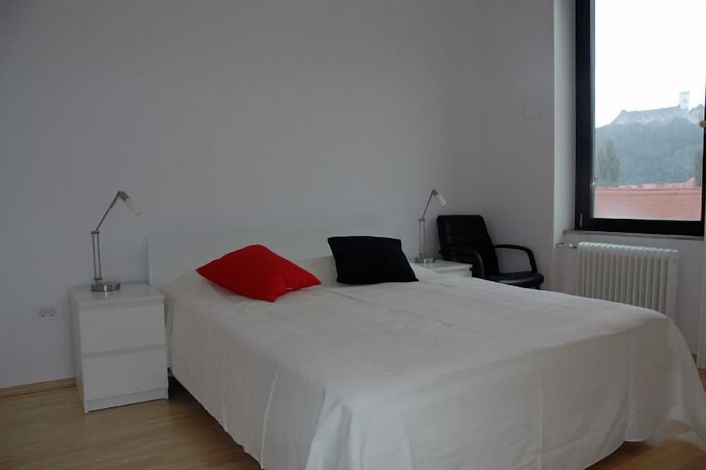 Hotel Ai Apartments
