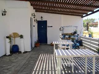 Santorini Breeze