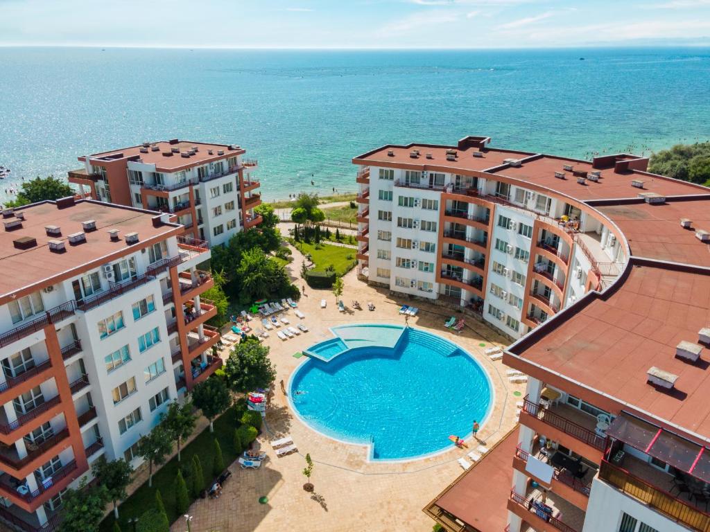 Riviera Fort Beach