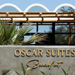 Hotel Oscar Beachfront Suites-Adults Only cazare Santorini