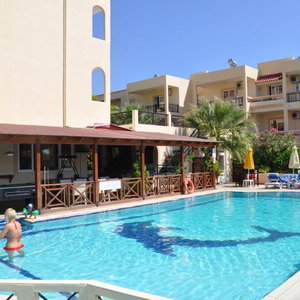 Sejur Summer Memories Hotel Apartments Rhodes vacanta Rodos Town