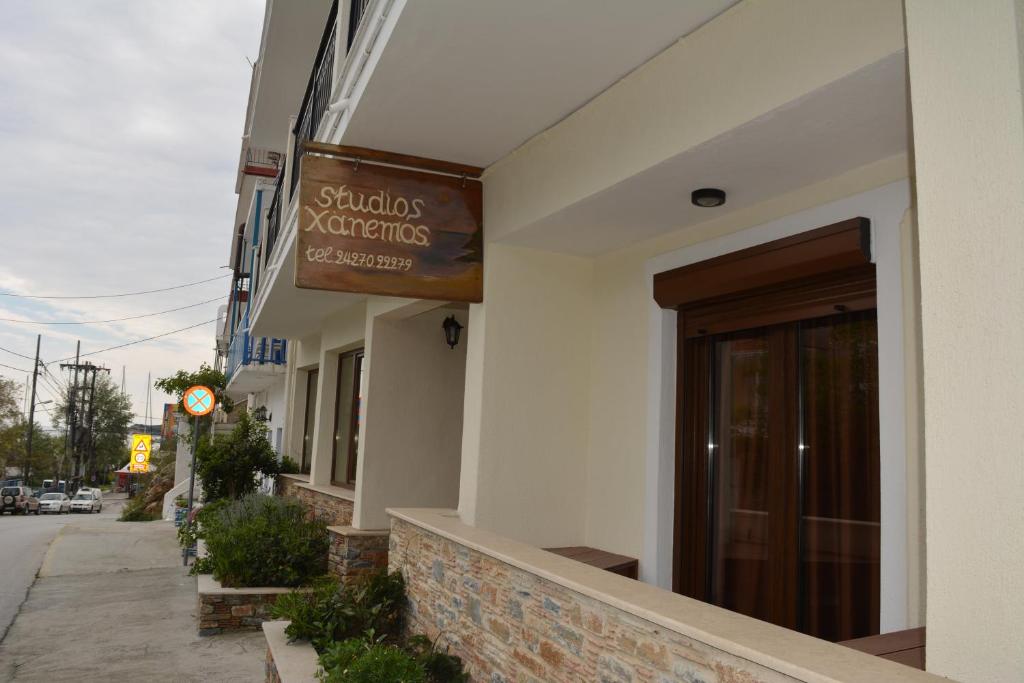 Hotel Xanemos Studios