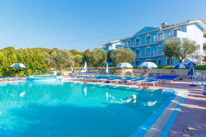 Hotel Filoxenia Hotel - Apartments cazare Theologos