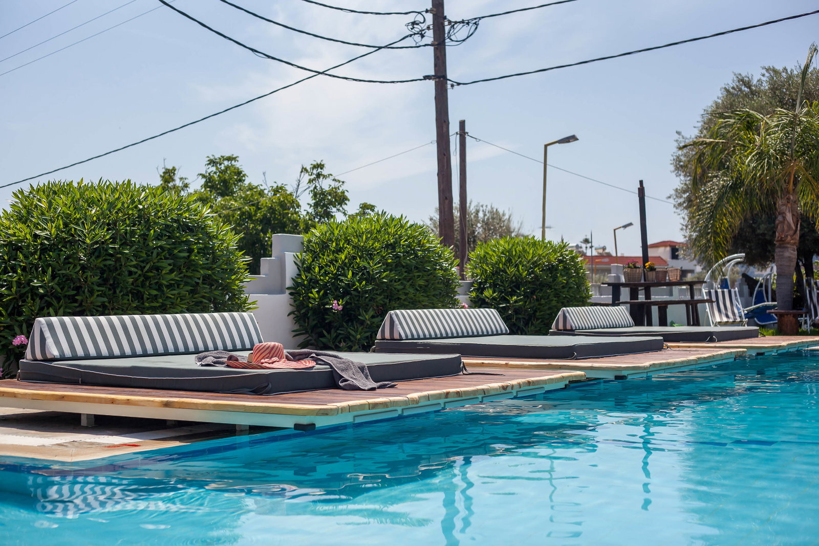 dal travel Malibu Boutique Studios