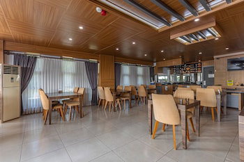 Hotel Seven City Hotel