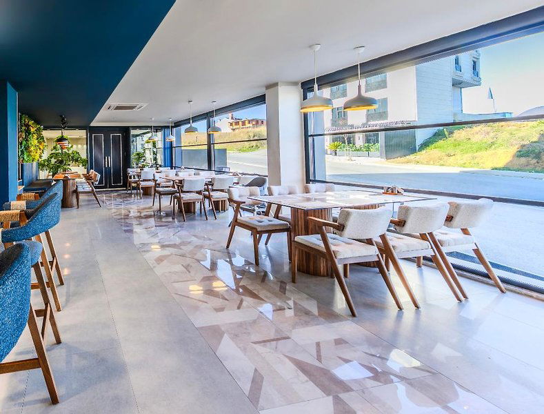 Hotel Heaven Premium Airport Hotel