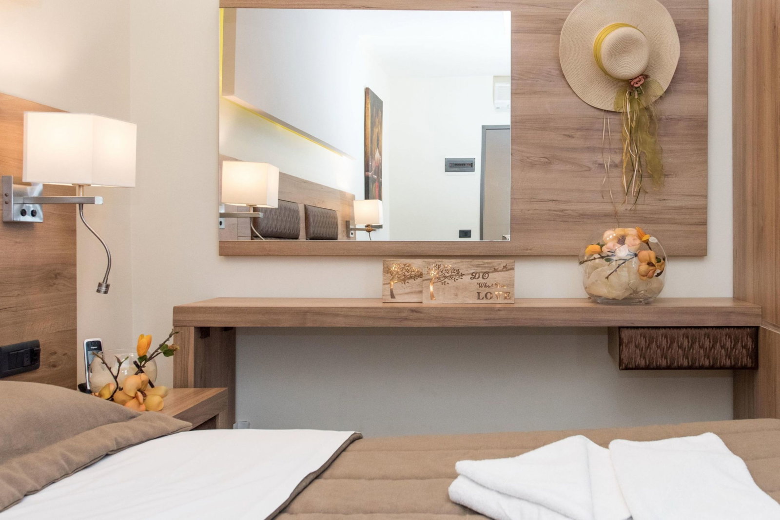 dal travel Dionisos Hotel
