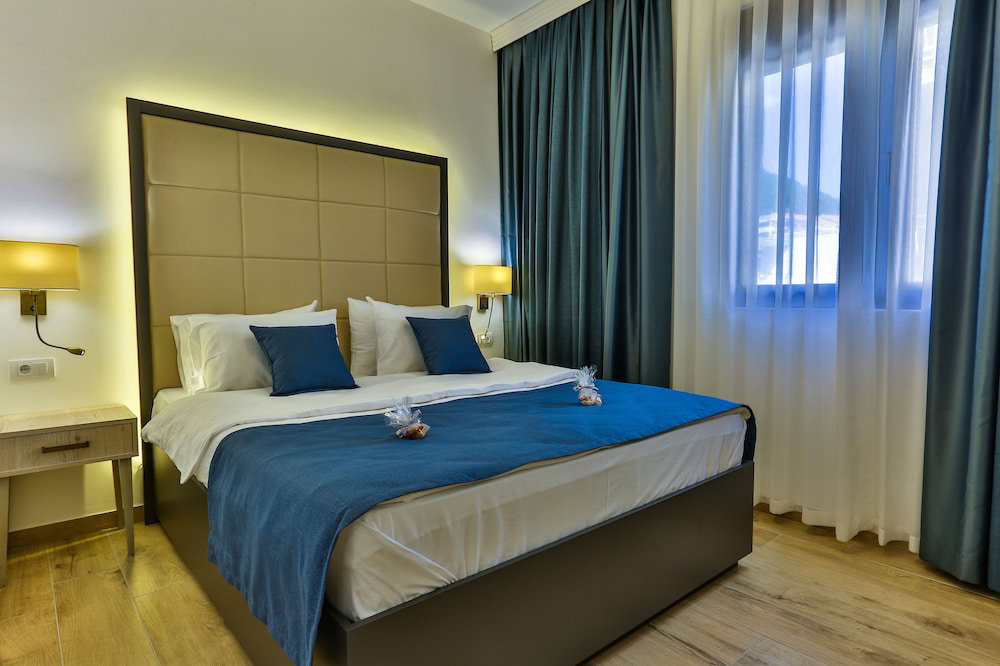 Hotel Harmony
