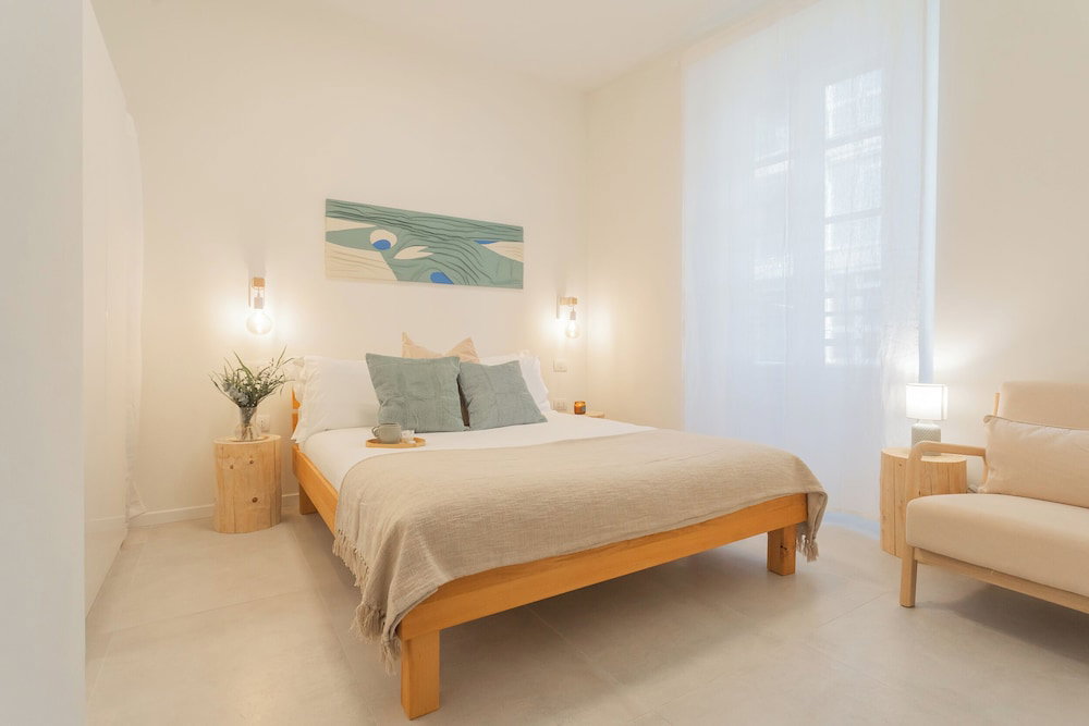 Hotel Enchanted Como Lake - City Apartment 2 By Rent All Como