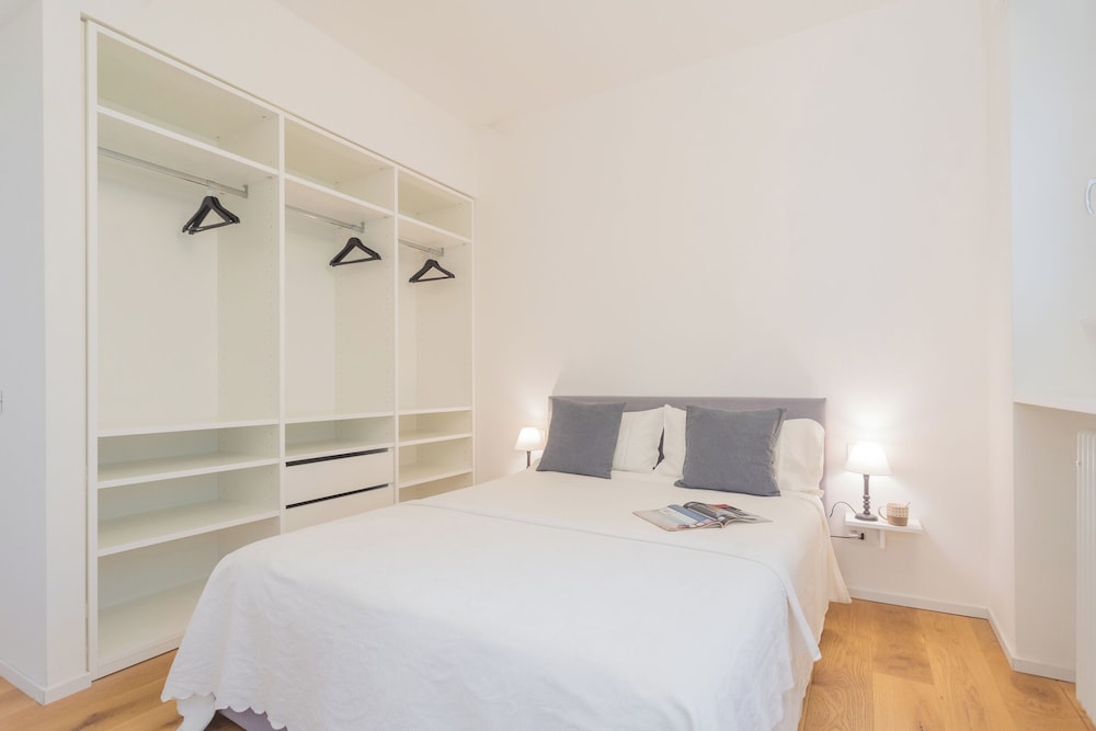 Hotel A Step From The Lake Apartment By Rent All Como