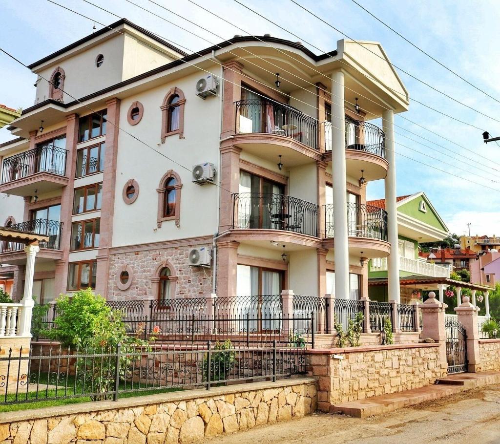 Hotel Stone Hill Otel