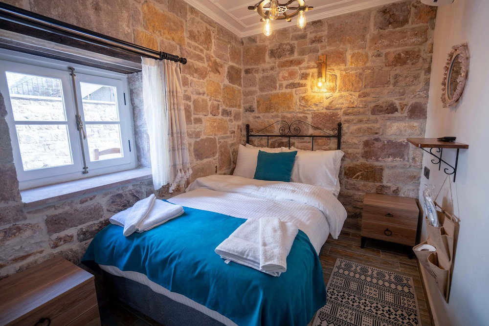 Hotel Cunda Alesta Otel