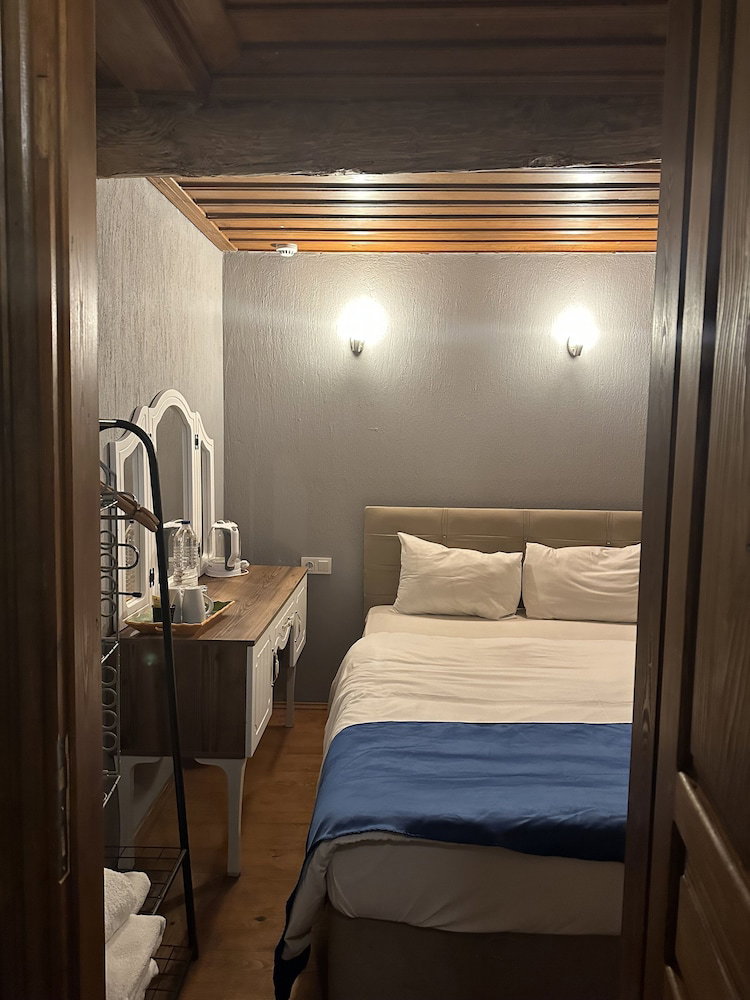 Hotel Alancha Otel