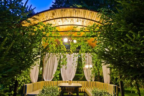 Family Hotel Edia