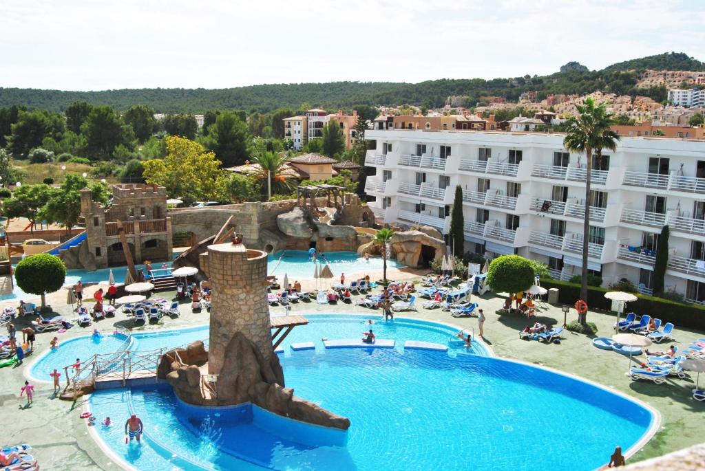 Hotel Pirates Village