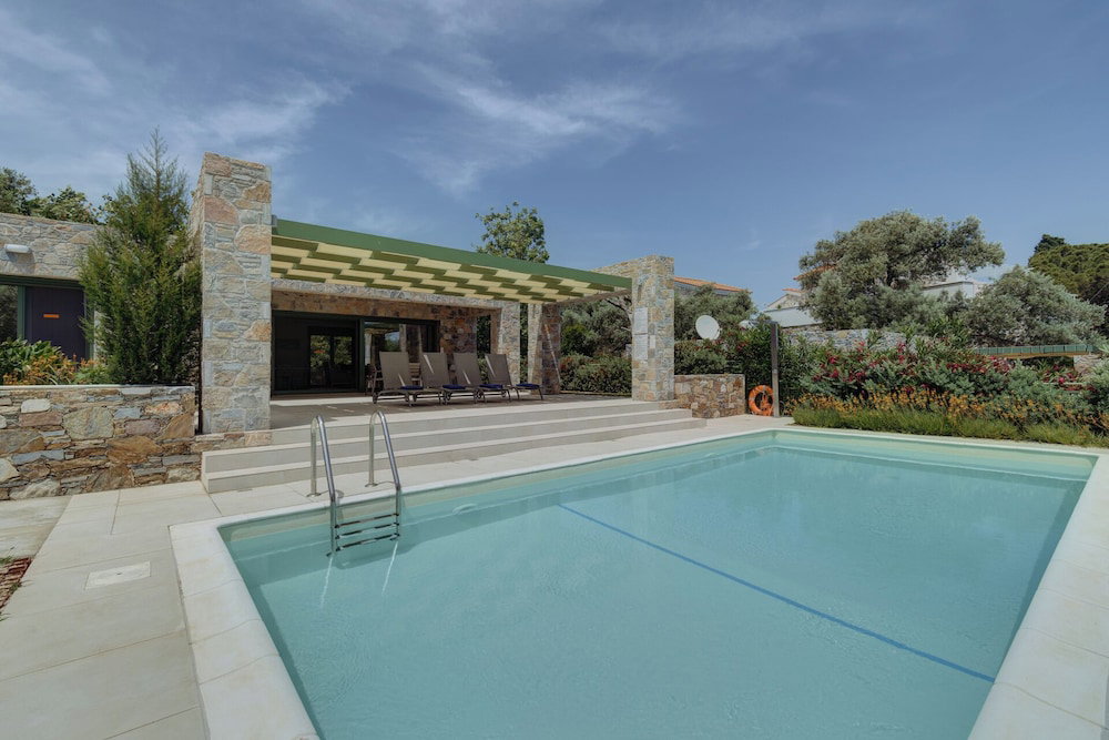 Hotel Ouzo Stone House 1 With Private Pool