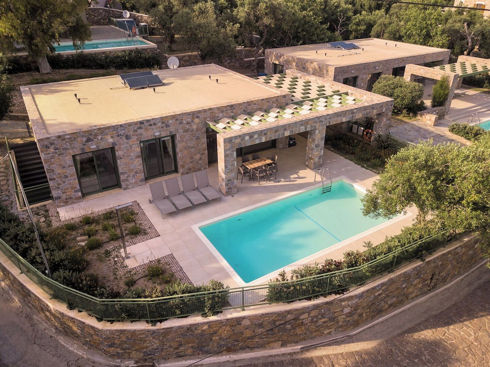 Hotel Ouzo Stone House 2 With Private Pool