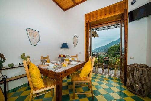 Hotel La Valle Delle Najadi