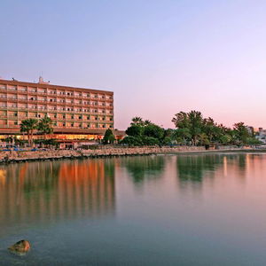 Hotel Crowne Plaza Limassol cazare Limassol