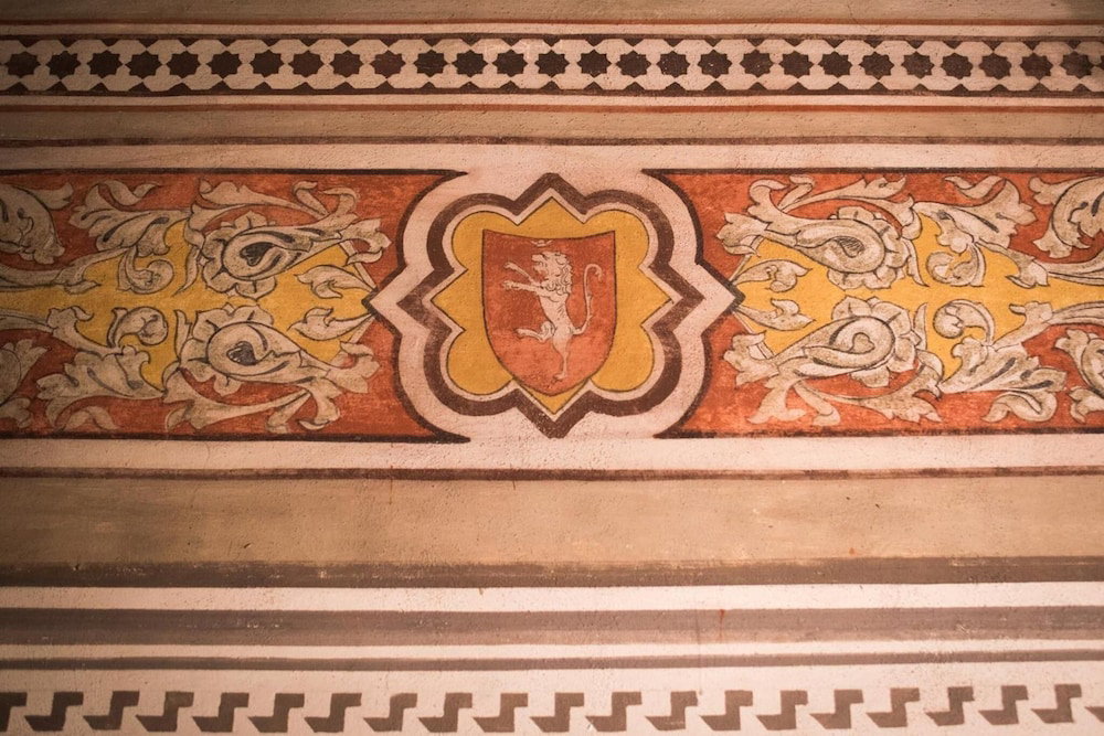Allombra Della Torre