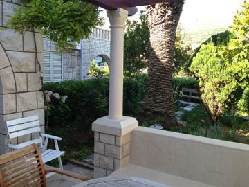 Guest House Steel