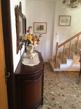 Guest House Steel