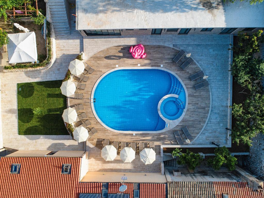 Orka Apartments