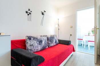 Apartments And Room Lora