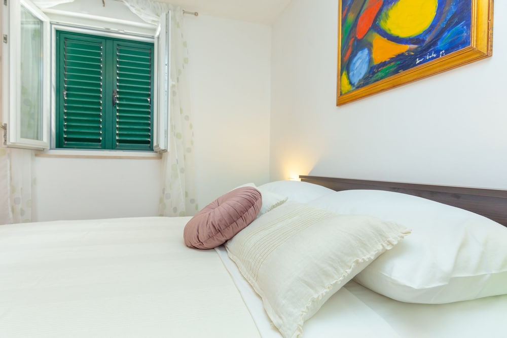 Hotel Apartment Colette