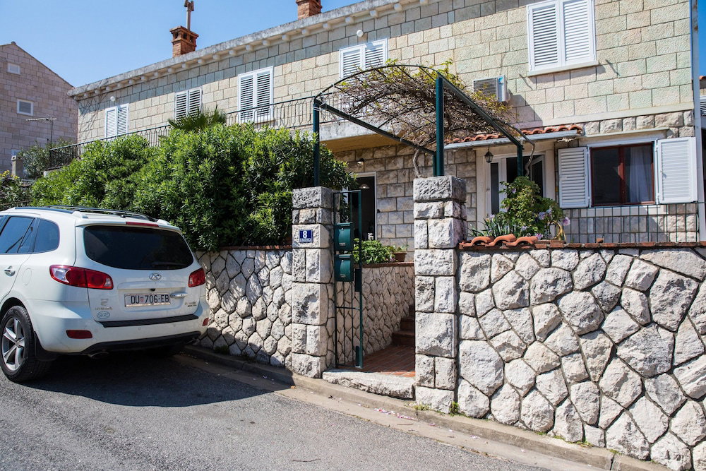 Hotel Apartments Nada