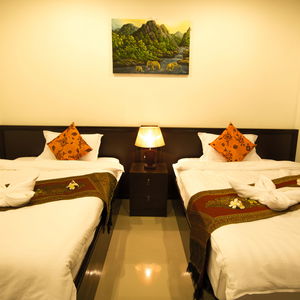 Hotel Douangchan Plaza Hotel cazare Vientiane
