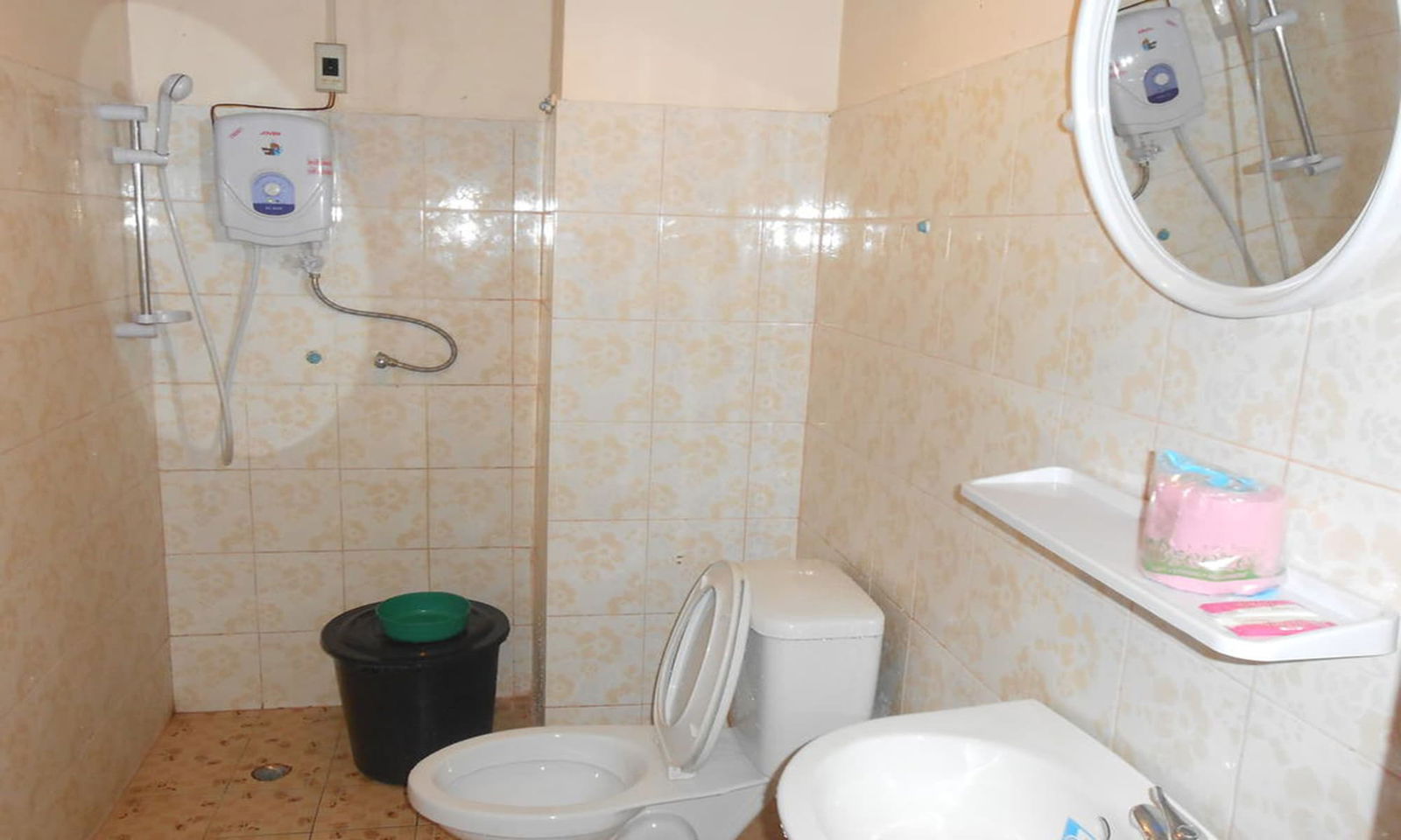 Hotel Vanhmaly Hotel