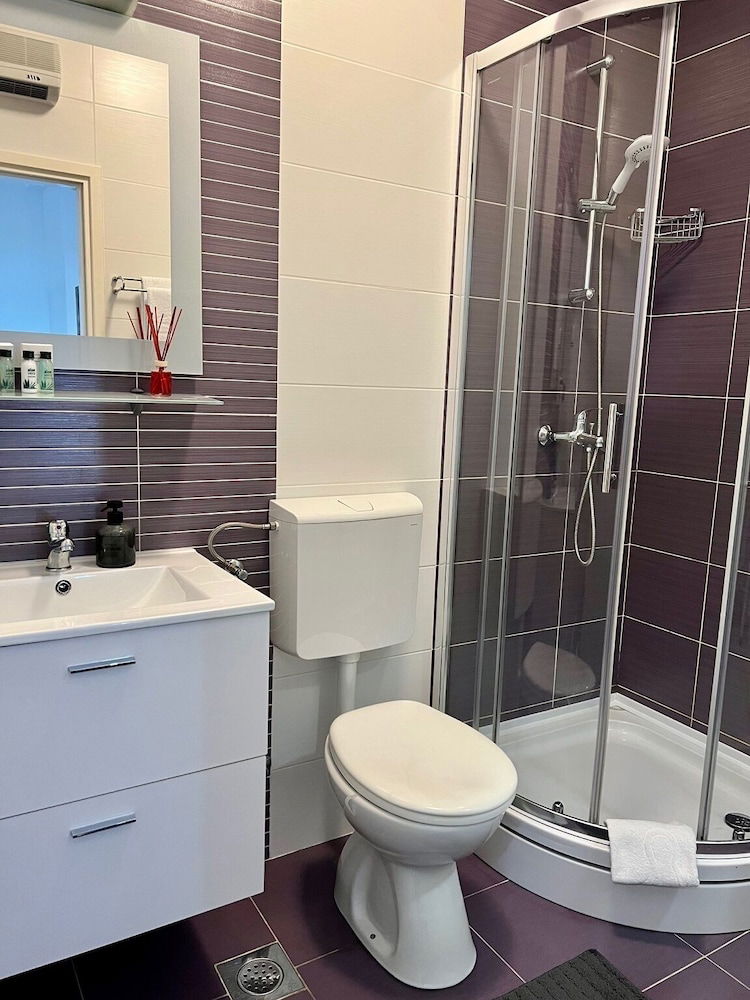 Hotel Apartments Noa Old Town