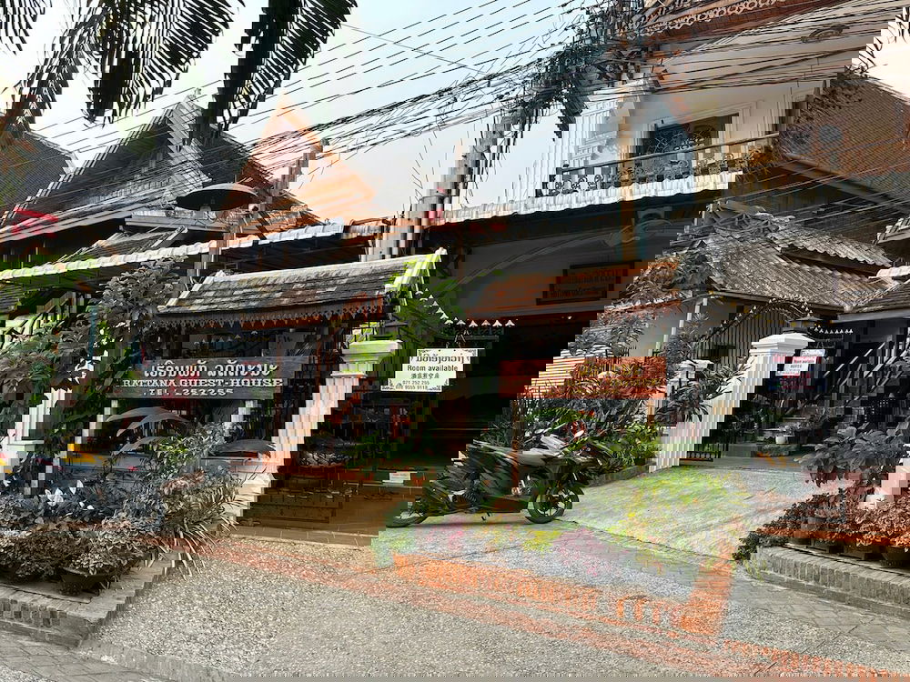 Hotel Rattana Guesthouse