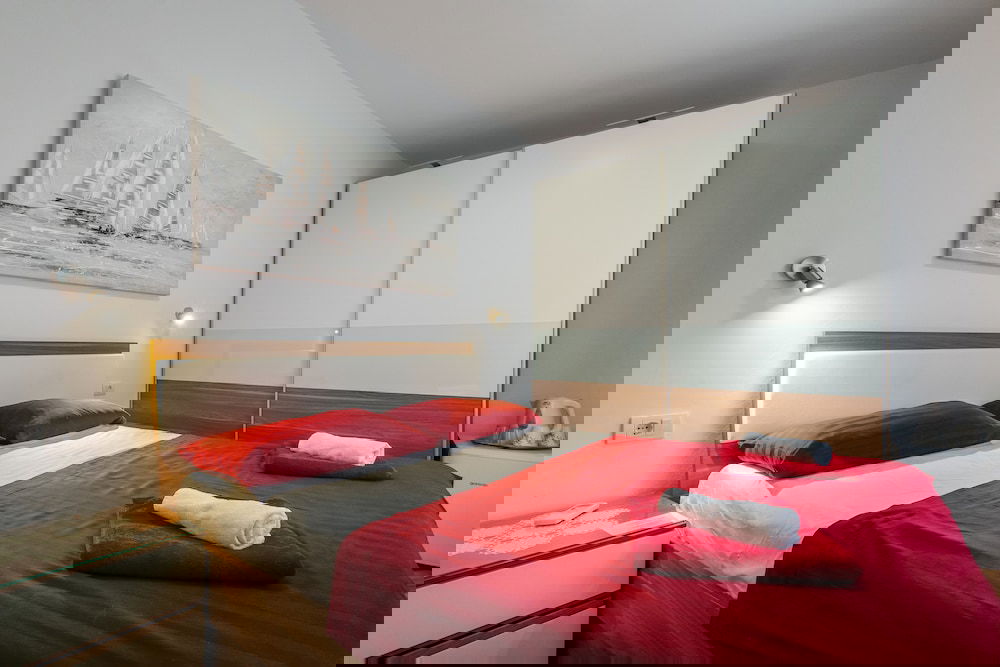 Hotel Rooms Edna