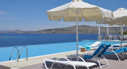 Hotel Birds Bay