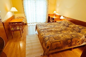 Hotel Holiday Club Heviz cazare Heviz