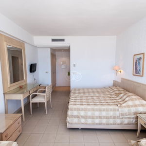 Hotel Monastir Center cazare Skanes