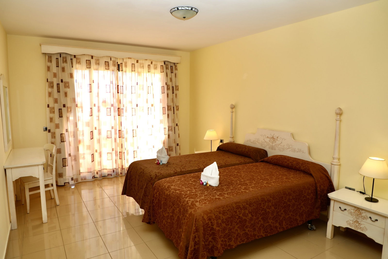 dal travel Grand Muthu Golf Plaza