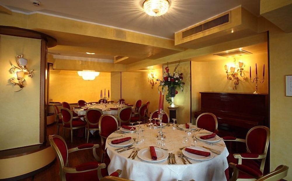 Hotel Palace