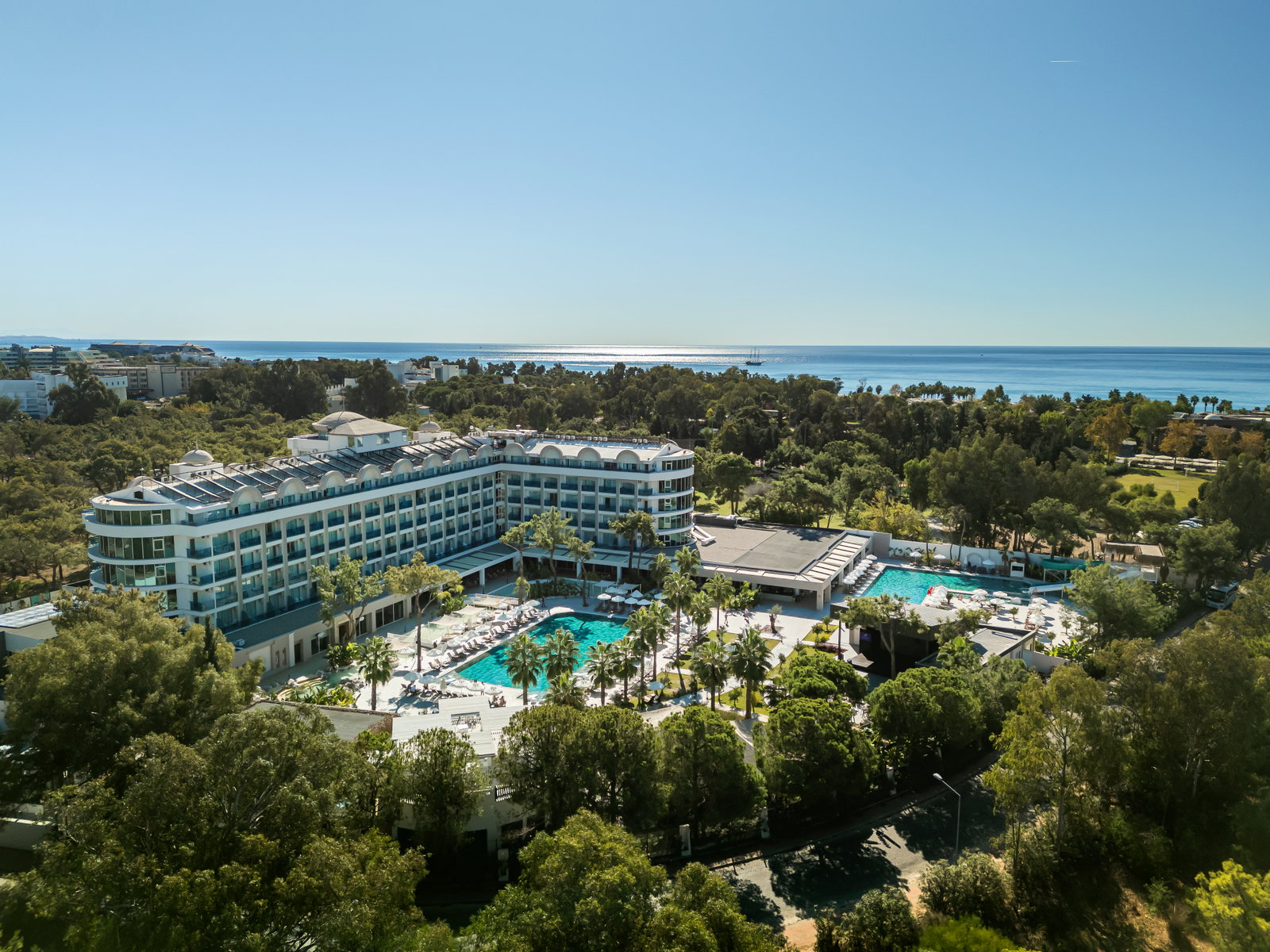 dal travel Berry Blue Hotel
