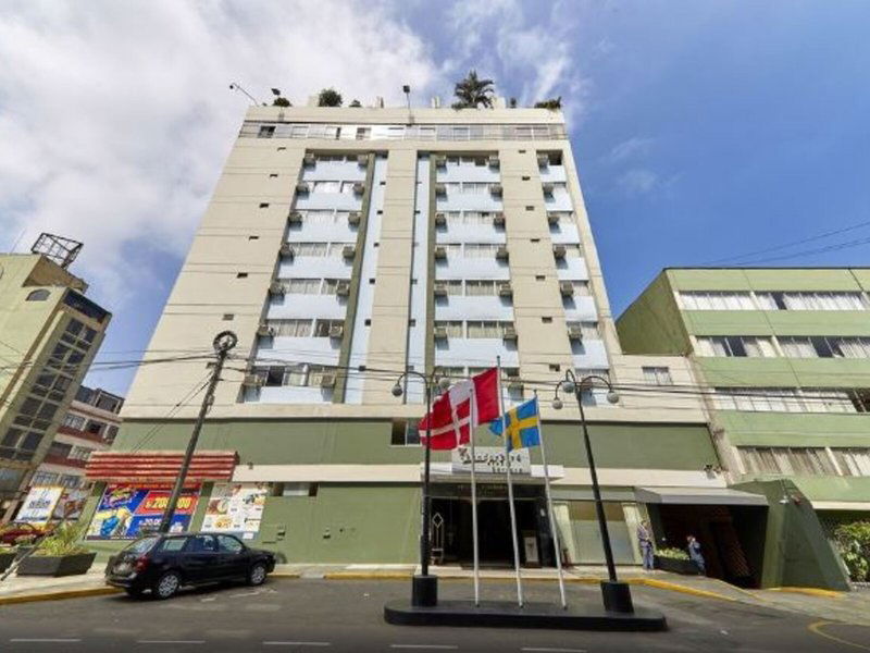 Hotel Thunderbird Carrera