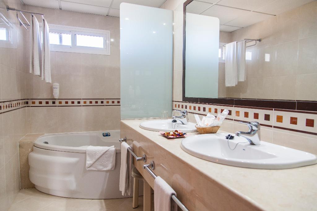 dal travel Puerto De La Cruz Hotel
