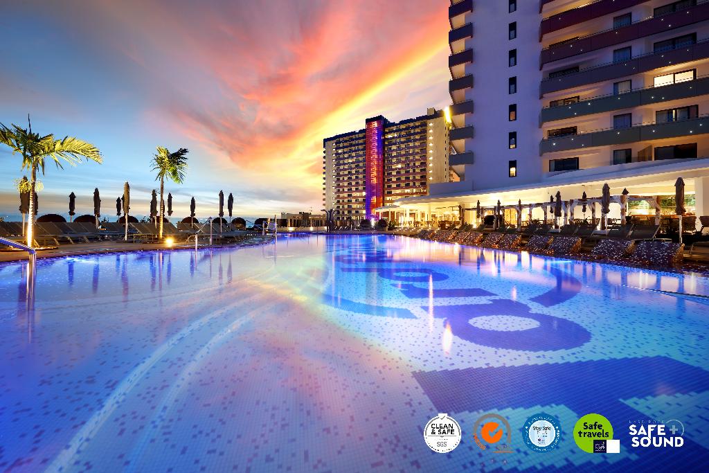 dal travel Hard Rock Hotel
