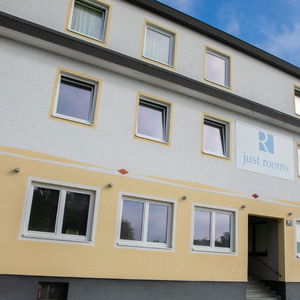 Hotel Das Reinisch Just Rooms cazare Schwechat