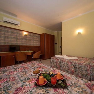 Sejur New Petit Hotel vacanta Tempio Pausania